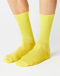 Mẫu Miễn Phí Chất Lượng Tốt Nhất Tùy Chỉnh Mỏng Nylon Trắng Marathon Đi Xe Đạp Vớ Người Đàn Ông Phụ Nữ Chạy - Product Image 5