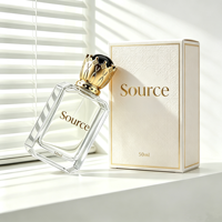 Vente en gros de flacons de parfum de luxe personnalisés avec logo, 30 ml, 50 ml, 100 ml, flacon de parfum carré en verre vide avec logo estampé à chaud, avec boîte