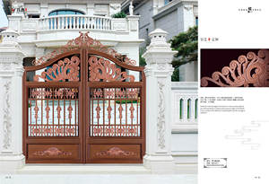 El fabricante proporciona hermosas y exquisitas puertas batientes de aleación de aluminio para patio sólido para villa señorial - Product Image 5