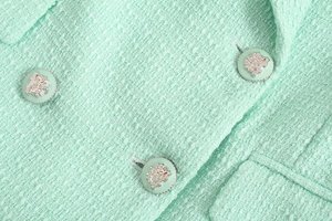 <span class=keywords><strong>2025</strong></span> Ladies 'Single-Breasted Blazer Trong Người Nổi Tiếng Phong Cách Dài Chiều Dài Dệt Áo Khoác Với Nút Trang Trí Cho Mùa Xuân Phong Cách Mới - Product Image 5