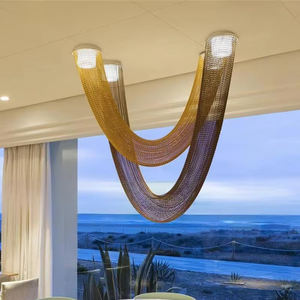 โคมไฟเพดานทรงประติมากรรมสมัยใหม่ สไตล์เรขาคณิตนามธรรม ทำจากโลหะอะลูมิเนียมแบบโซ่โลหะ ดีไซน์โค้งรูปตัวยู ให้บรรยากาศโดดเด่นไม่เหมือนใคร - Product Image 4