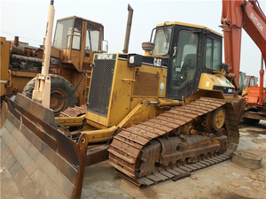 Bulldozer CAT D5M d'occasion de qualité supérieure à vendre |   État d'origine |   Bouteur CAT d'occasion durable - Product Image 2