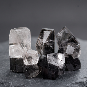 Cristales de Cuarzo Natural Transparente al por Mayor, Forma Libre, Pulidos y Tallados, Piedras Curativas, Arte Popular, Decoración del Hogar, Regalo - Product Image 2