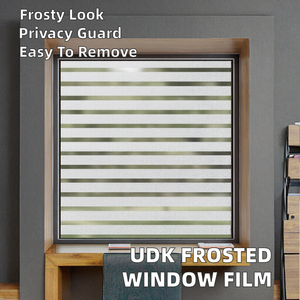 Película Decorativa para Ventanas UDK, Línea Horizontal Esmerilada, Material de PVC y PET Electrostático, Sin Pegamento, Removible - Product Image 2