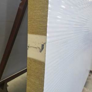 Q235 Stalen Sandwichpaneel Met 5 Lagen Rockwool Dakplaat, 30Mm Astm E84 Custom Cutting Service - Product Image 4