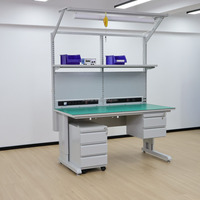 Mesa de Trabajo ESD para Reparación Diseñada para la Fabricación de Productos Electrónicos con Panel Perforado y Compartimentos para Componentes