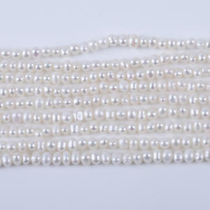 Collar de Perlas de Agua Dulce Naturales, Blancas, Ovaladas, de 3-3.5mm, Cuentas Sueltas Casi Circulares con Ligera Imperfección - Product Image 3