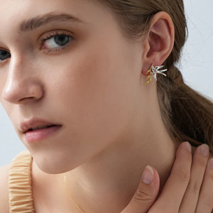 Dove And Leaf Stud Earrings 18K Gold Stainless Steel Color Block Design For Gift Wear - Product Image 4