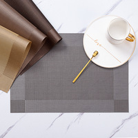 Napperon et sous-verre en PVC résistant à la chaleur Accessoires de cuisine napperon facile à nettoyer tapis de Table à manger tissé carré antidérapant