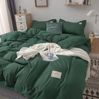 Parure de lit de luxe gris pour 2 chambres, comprenant housse de couette, couvre-lit et drap-housse, disponible en tailles Queen et Super King, avec couette en duvet.