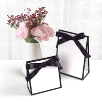 Boîte à dragées conique de luxe avec logo personnalisé, style sac à main, poignée en ruban, boîte cadeau promotionnelle, blanc albâtre, noir obsidienne, boutique
