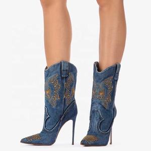 גודל גדול 44 ג 'ינס קצרים מגפיים דק' עקבים גבוהים מחודדות רקומים קרסול מגנה מגמה של נשים על נעלי ג 'ינס - Product Image 1