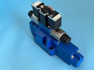 R900974758 4WRZE16E150-7X/6EG24EK31/A1M วาล์วควบคุมทิศทางแบบสัดส่วน NG16 สองระดับ 150 ลิตร/นาที 315 บาร์ - Product Image 5