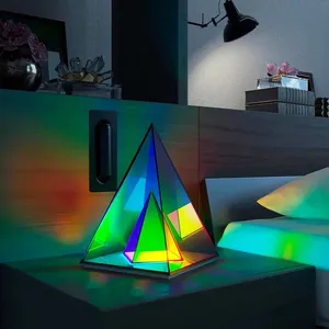 Nuovo stile RGB acrilico triangolo LED luce notturna lampada da scrivania creativa decorativa per ufficio casa camera da letto regalo di festa