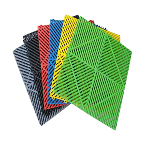 Dalles <span class=keywords><strong>de</strong></span> <span class=keywords><strong>sol</strong></span> emboîtables en PP pour garage et station <span class=keywords><strong>de</strong></span> lavage auto, antidérapantes, amovibles, en plastique, avec <span class=keywords><strong>grille</strong></span> <span class=keywords><strong>de</strong></span> protection - Product Image 6