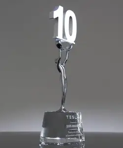 Regalo di affari personalizzato in metallo solido cristallo premio trofeo bianco con base in legno trofeo di cristallo