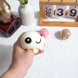 Mini Pelota de Pulpo Rellena de TPR, Juguete Antiestrés Divertido para Apretar, Juguete Portátil para Aliviar <span class=keywords><strong>el</strong></span> Estrés, Apto para <span class=keywords><strong>Adolescentes</strong></span> - Product Image 3