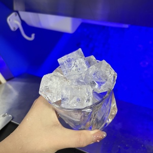 Commercial 80Kg Self-Contained Large Cube Ice Maker 220V 30Kg Water <b>Spray</b> Self-Sufficient Compressor for High <b>Volume</b> Needs Ice M - Product Image 6