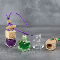 Flacon diffuseur de parfum pour voiture en verre carré transparent vide de 5 ml, 8 ml, 10 ml avec bouchon à vis scellé en liège et impression sérigraphique, couvercle en bois