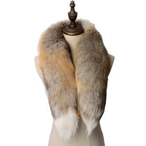 Nouveau Style mode 100% haut de gamme réel <span class=keywords><strong>col</strong></span> de <span class=keywords><strong>fourrure</strong></span> de renard femme luxe confortable <span class=keywords><strong>fourrure</strong></span> de renard écharpe dame élégant réel <span class=keywords><strong>col</strong></span> de <span class=keywords><strong>fourrure</strong></span> de renard - Product Image 6