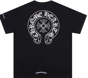 Camiseta de Manga Corta de Alta Gama para Primavera/Verano, Nueva, Clásica, Estampada con Patrón de Cruz de Herradura Grande y Sánscrito - Product Image 1