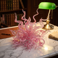 Lampe en verre soufflé de Murano coloré, sculpture florale artistique européenne bleu clair attrayante, sur mesure, pour table de hall d'hôtel moderne