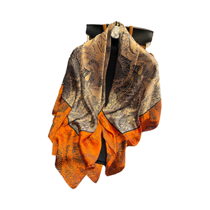 Écharpe en Faux Soie à Motif Floral Européen Américain Élégante Bandeau Carré Universel pour Femmes Accessoire Idéal pour les Événements - Product Image 4