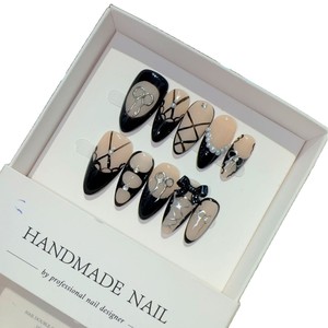 Uñas postizas cortas almendradas hechas a mano con punta francesa, lazo plateado, mini perlas, estilo Balletcore, uñas de gel de lujo al por mayor - Product Image 4