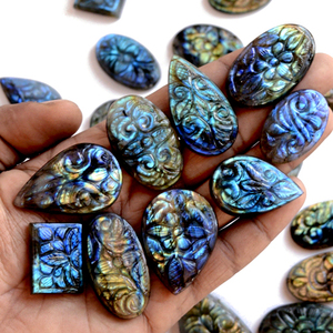 Pierre précieuse naturelle en forme de serpentin labradorite, pierre précieuse - Product Image 2