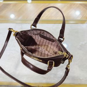 Bolso de Mano en Forma de Cesta de Verduras para Mujer 2025, con Cierre de Cremallera y Detalle de Lazo, Material PU, Antirrobo y Duradero - Product Image 4