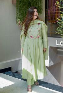 Conjunto de Kurta, Pantalón y Dupatta de Seda Chanderi para Mujer, Ropa Étnica de Fiesta, Estilo Aara, de Primera Calidad, Secado Rápido, para Toda Ocasión - Product Image 5
