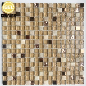 Mosaicos de Vidrio Dorado con Piedra Blanca en Forma de <span class=keywords><strong>Mini</strong></span> Cuadrado para Decoración Interior de Vestíbulos de Hotel, Penthouses, Galerías y Espacios Comerciales - Product Image 1