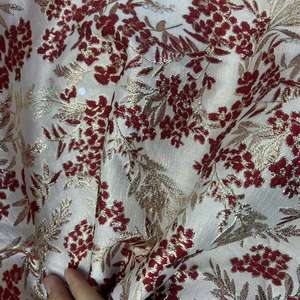 قماش بروكيد جاكار معدني 100% بوليستر بنقش مطرز لملابس الأولاد والبنات - Product Image 4