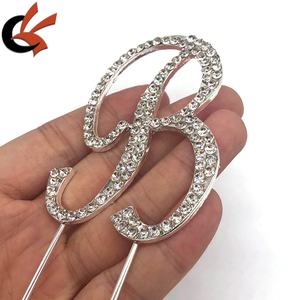 คริสตัลพลอยเทียมเงินตัวอักษร A ถึง Z พระปรมาภิไธยย่อเค้กครบรอบแต่งงาน - Product Image 4