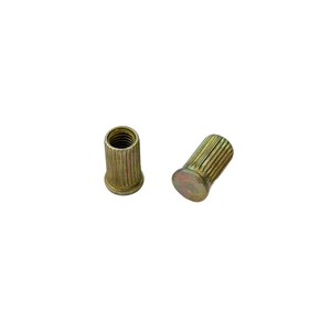 Tuercas Remachables Métricas M6 M8 M10 de Acero Q235 con Recubrimiento de Color para Equipos de Comunicación - Product Image 4