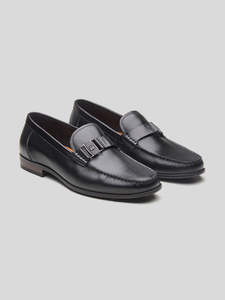 Mocasines de cuero con punta redonda, parte superior de cuero importado, forro de cuero DD y suela de TPR con lámina Ortholite de cuero. - Product Image 5