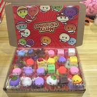 Calendrier de l'Avent de Noël : Boîte Mystère 24 Surprises – Jouets Squishy Anti-Stress en TPR Souple, Thème Dessin Animé, pour Fêtes de Famille et Célébrations