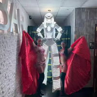 FUNTOYS Hot LED Robot Stilt Performance Costumes LED Robot Cosplay Haute Qualité Costume Salle De Bal Performance Lumineux Vêtements