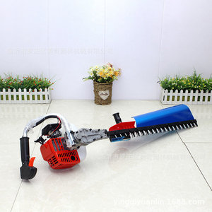 Cortasetos de 24 Pulgadas a Gasolina de Grado Industrial con Operación para Mano Derecha para Jardinería, Paisajismo y Poda de Árboles - Product Image 3
