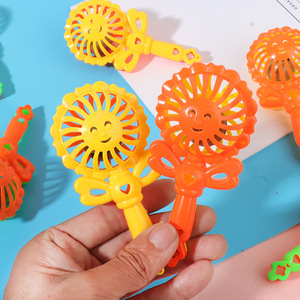 Sonajero de mano con forma de girasol, juguete para bebé, cara sonriente de plástico, 0-24 meses, educativo para la dentición - Product Image 2
