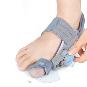 Séparateur d'orteils pour adultes avec bouton réglable, attelle redresseuse de doigts en silicone - Product Image 1