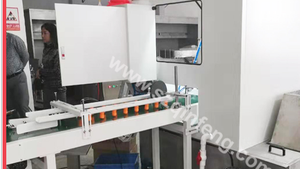 Machine de revêtement de couleur argent doré Machine de revêtement <span class=keywords><strong>PVD</strong></span> Revêtement <span class=keywords><strong>PVD</strong></span> sous vide multi-arc pour trophée Vente de machine de revêtement <span class=keywords><strong>PVD</strong></span> compact - Product Image 2