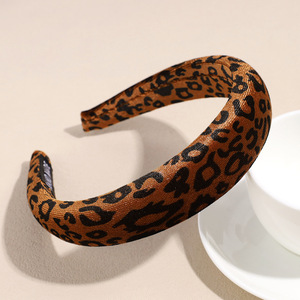 Vintage <b>Leopard</b> Print Custom Logo Soft Velvet Sponge Hair Band for Women Retro Elastic Wide Fabric <b>Headband</b> - Product Image 4