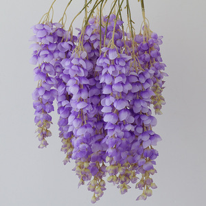 Fleurs artificielles de glycine Hua Qianyun, lianes suspendues en soie violette pour la décoration intérieure et l'aménagement paysager - Product Image 1