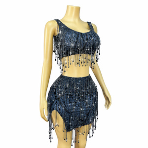 Novance Y4145 Tienda en línea Productos Vestidos de cóctel para mujer Cristales negros Borlas Vestidos de fiesta cortos para damas Traje de cantante - Product Image 2