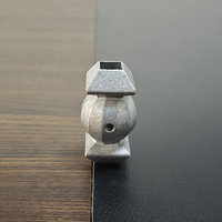 Accessoires de balustrade d'escalier modernes en aluminium : Connecteurs, supports de poteaux et bases pour balcon intérieur