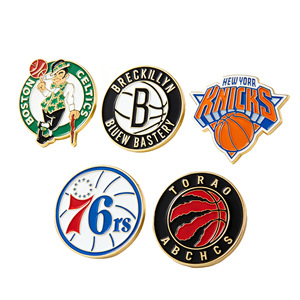 Custom Design Metal Zinc Alloy Clothes Cartoon Brooch Lapel <b>Pin</b> Anime <b>Hat</b> <b>Pin</b> Badges with Hard Soft Enamel Metal Logo <b>Pin</b> Brooch - Product Image 1