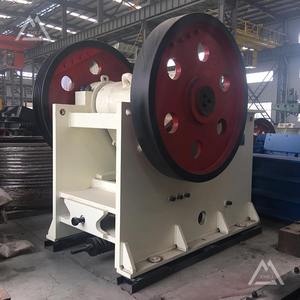 Broyeur à mâchoires à double bascule avec composants centraux pour le concassage de la pierre - Product Image 1