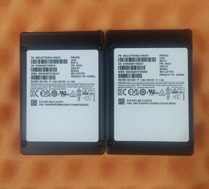 HORNG SHING Disque SSD utilisé MZILG7T6HBLA-00A07 PM1653 SAS 7.68T SATA 6Gbps SSD - Product Image 1