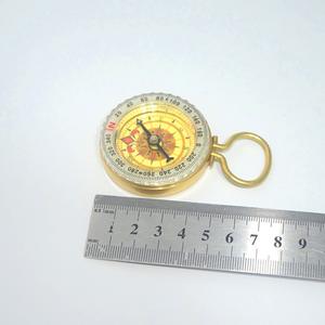 <span class=keywords><strong>Boussole</strong></span> qibla <span class=keywords><strong>en</strong></span> laiton de 48mm de haute qualité - Product Image 1